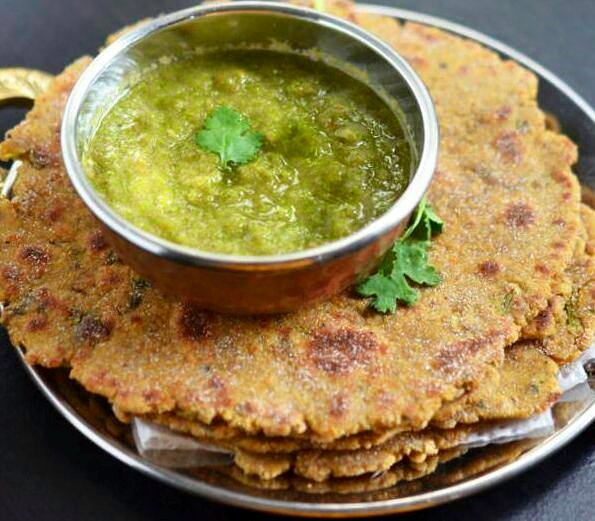 गुजराती डिश लौकी/दूधी का थेपला:
